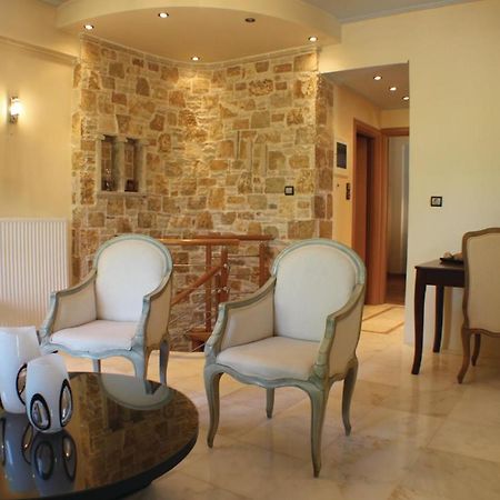 Amazing Home In Artemida With Kitchen 외부 사진