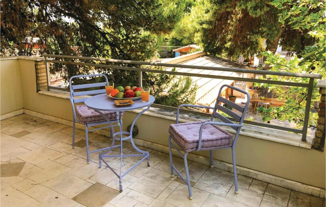 Amazing Home In Artemida With Kitchen 외부 사진