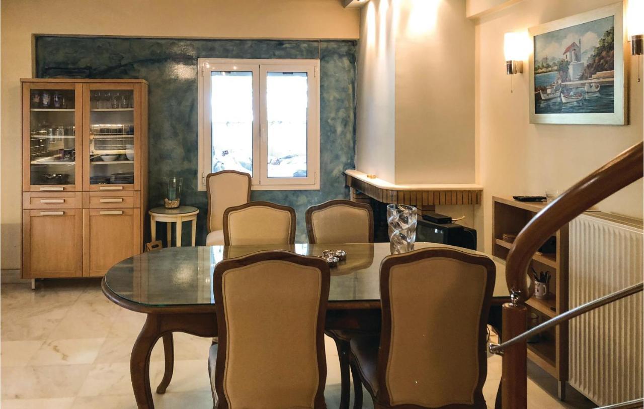 Amazing Home In Artemida With Kitchen 외부 사진